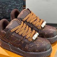 Luxury Trainer Maxi Sneakers - Oversized Rubber Outsole, Leather Upper, Fashion Show New Designer Sports Shoes for Casual Wear